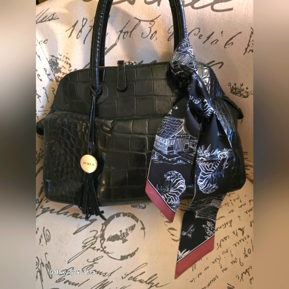 Furla Handbags - Furla Blk Crocodile Italian Leather Satchel Handbag EUC w/ Twilly